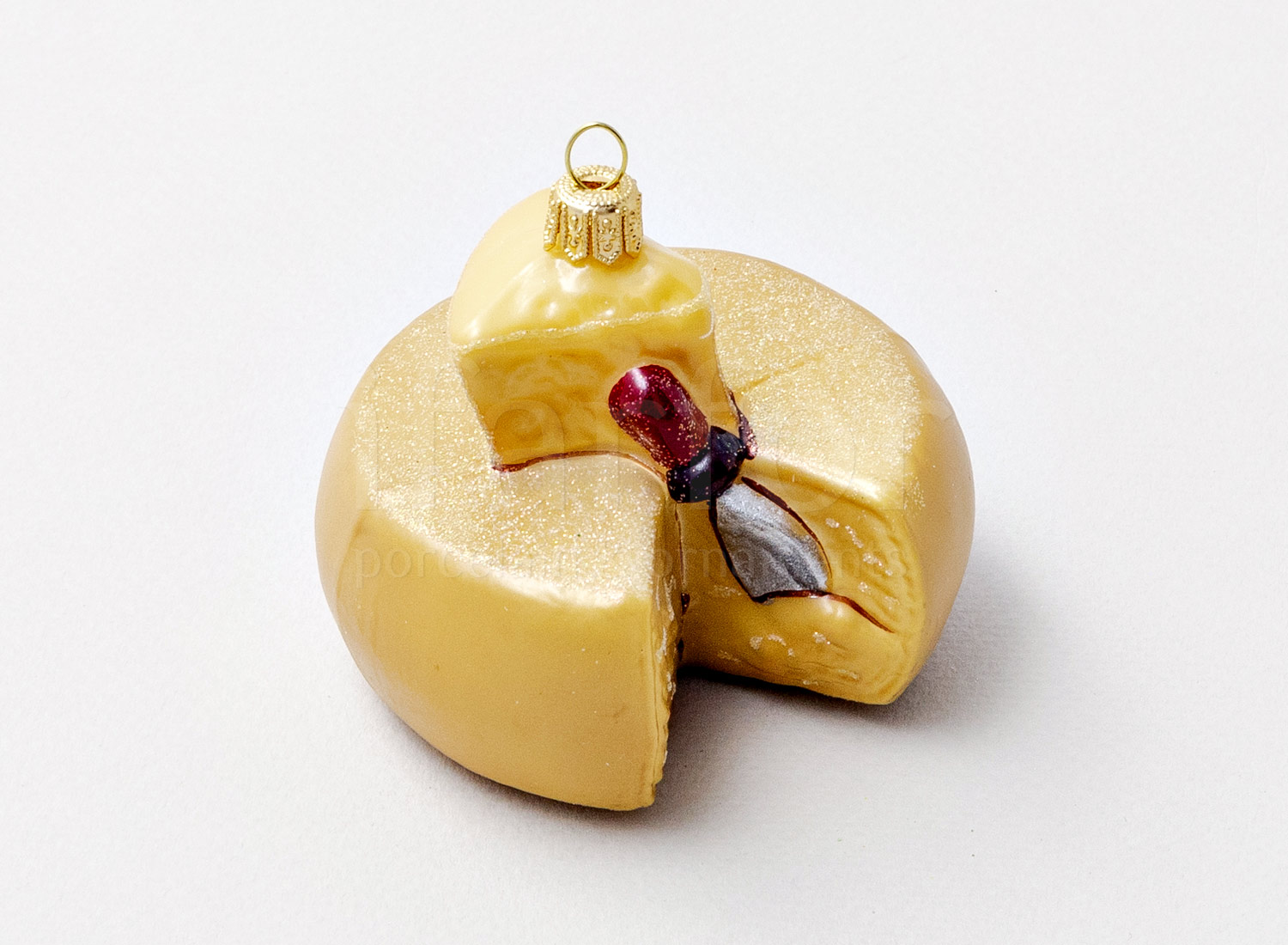 Елочная игрушка «Сыр Parmigiano» Стекло. 75 x 70 мм.