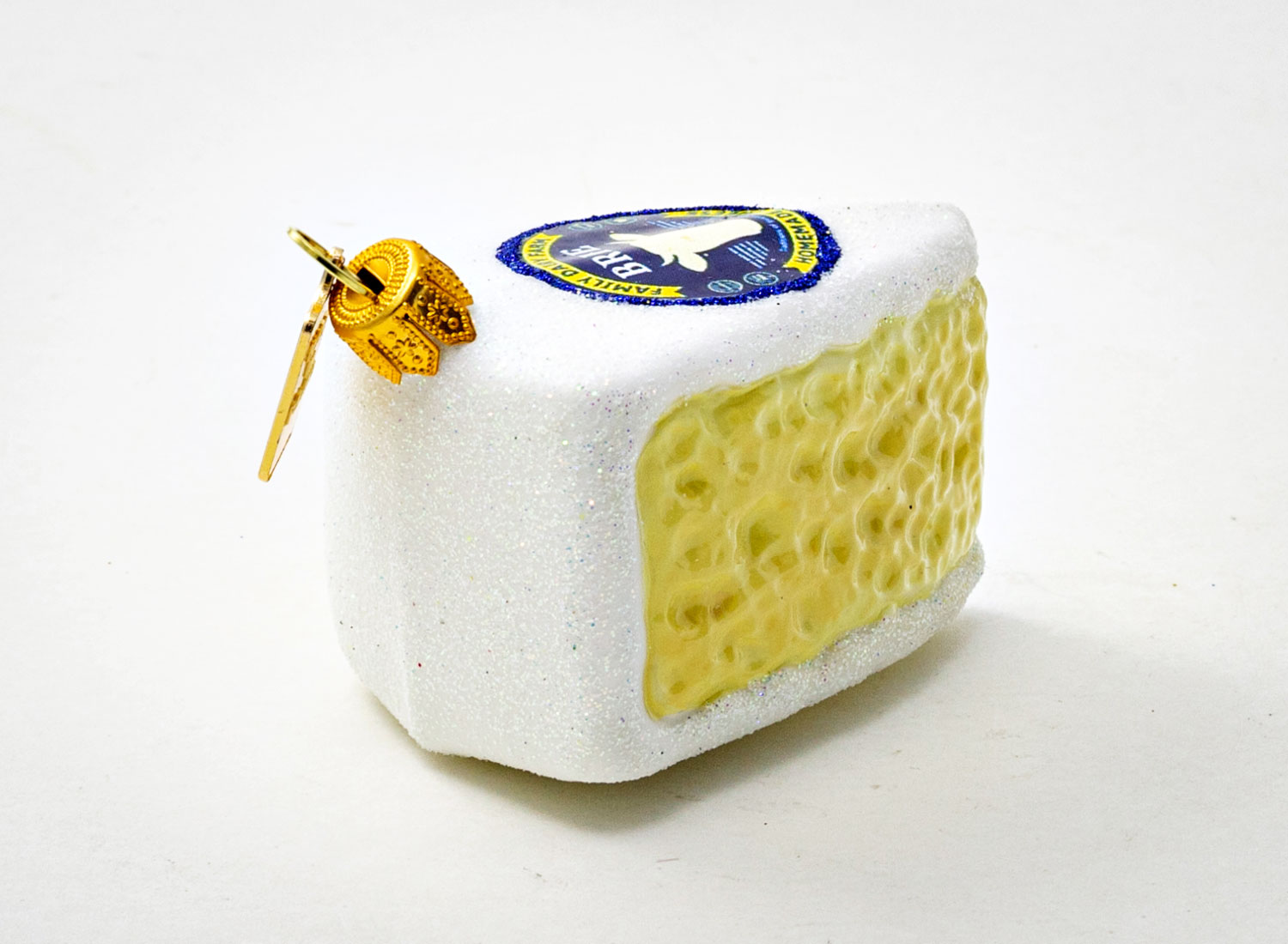 Елочная игрушка «Сыр Brie» Стекло. 75 x 50 мм.