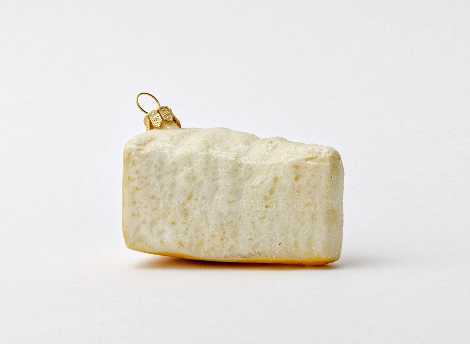 Елочная игрушка «Сыр Parmigiano» Стекло. 75 x 50 мм.