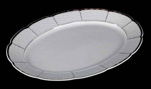 Блюдо овальное «Менуэт» Фарфор. 360 x 20 мм.
