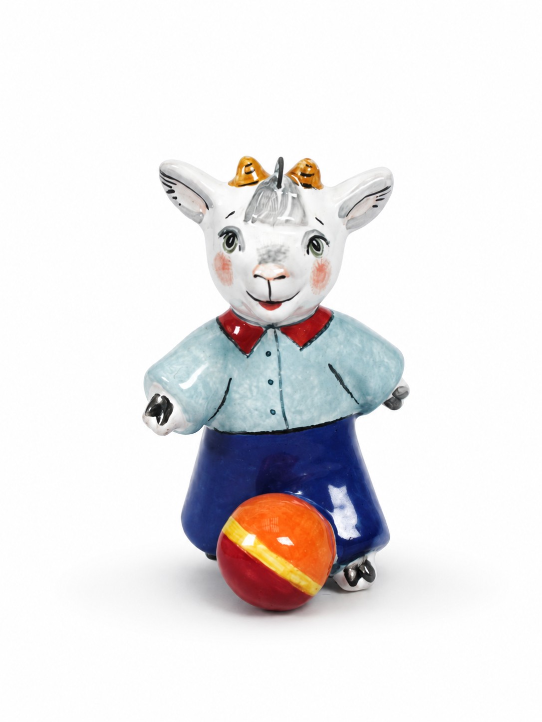 Елочная игрушка «Козленок с мячом» Майолика. 35 x 65 мм.