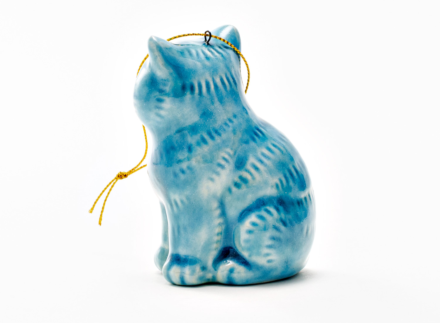 Елочная игрушка «Котик» Майолика. 55 x 85 мм.