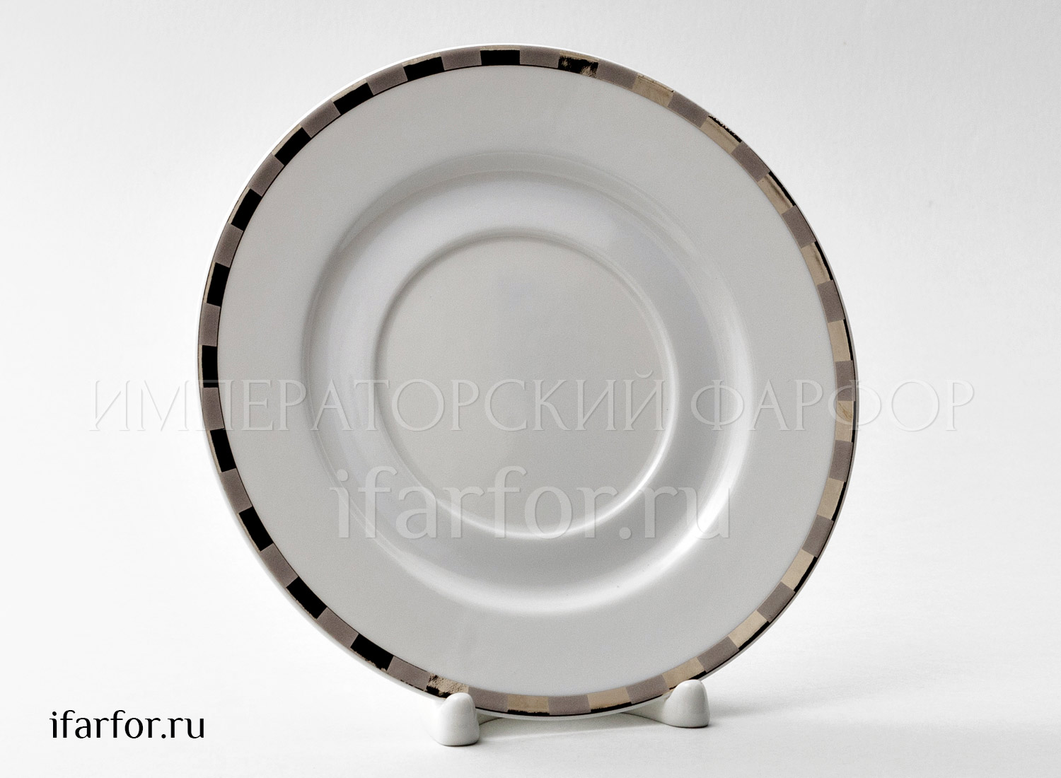Блюдце чайное «Платиновые пластинки» Форма: Опал. Фарфор. 170 мм.