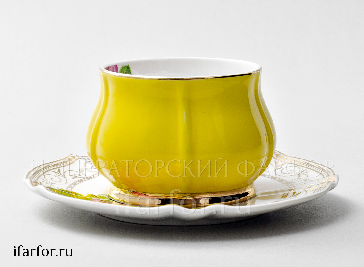 Чашка с блюдцем чайная «Тюльпан Желтый» 1/2 Форма: Тюльпан Royal Classics. Фарфор. 200 мл.