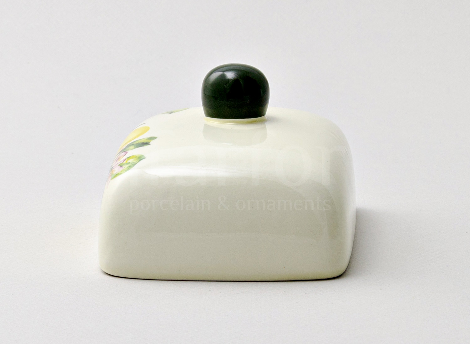 Крышка к масленке «Лимоны» Форма: Royal Classics. Керамика. 135 x 75 x 95 мм.