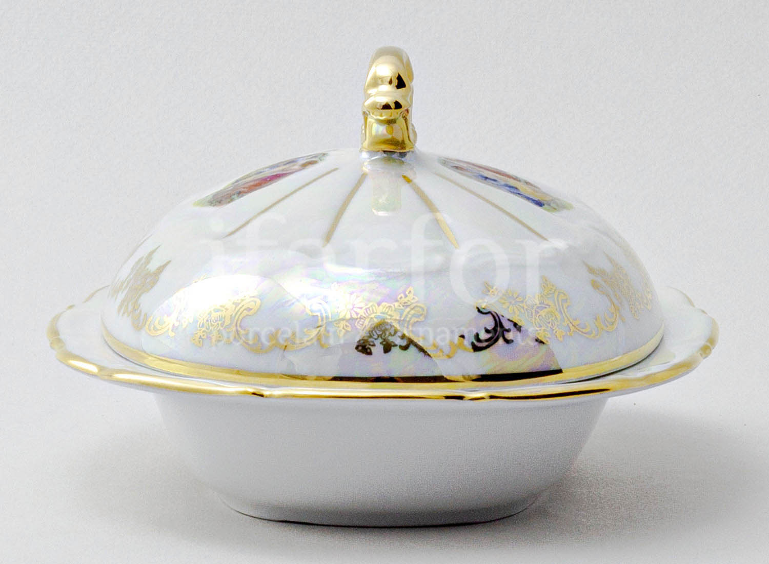 Масленка и крышка «Мадонна Перламутр» Форма: Мария-Тереза. Фарфор. 192 x 150 x 95 мм.
