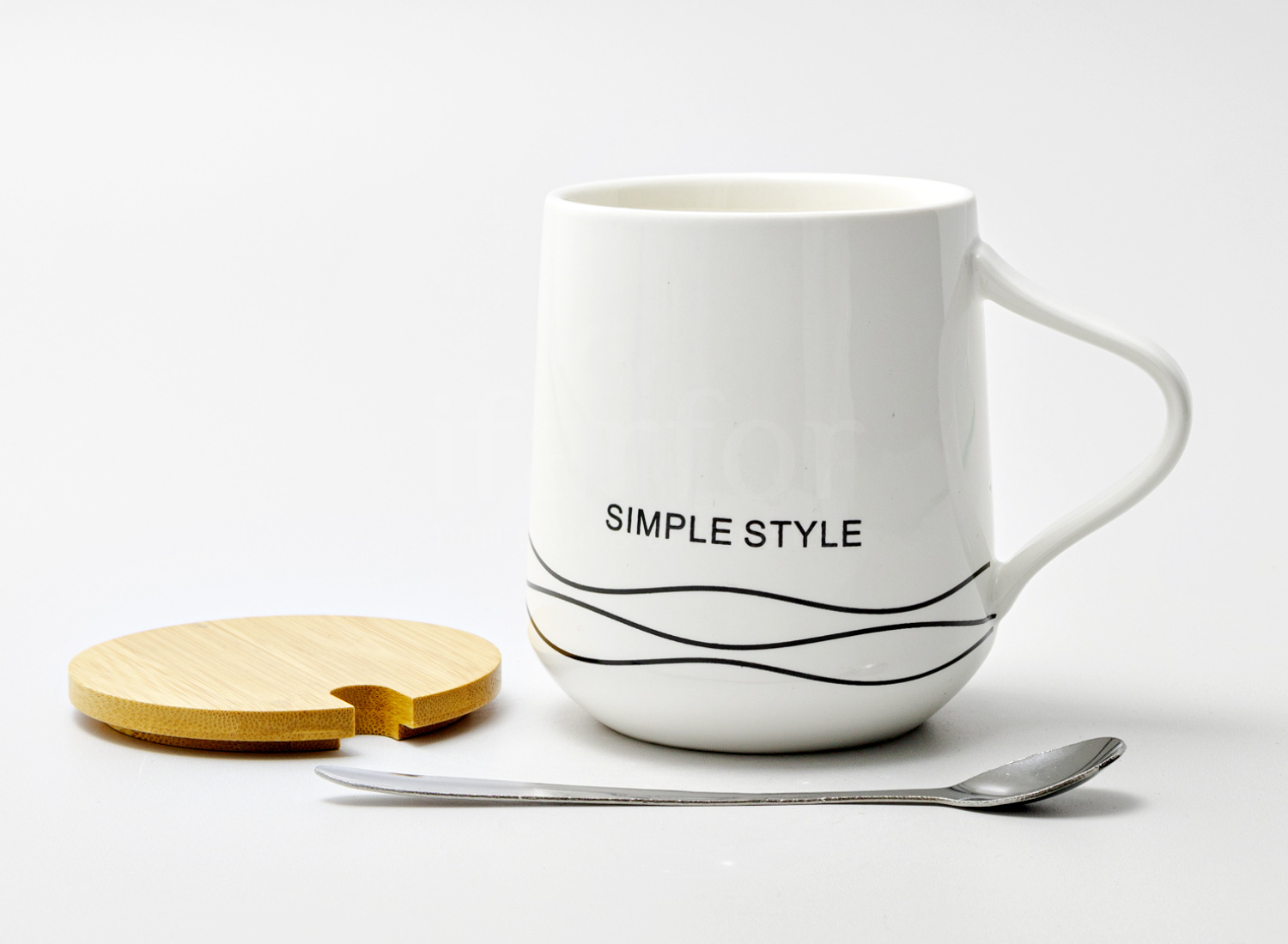 Кружка с крышкой и ложкой второй сорт «SIMPLE STYLE белая» Форма: Royal Classics. Керамика
