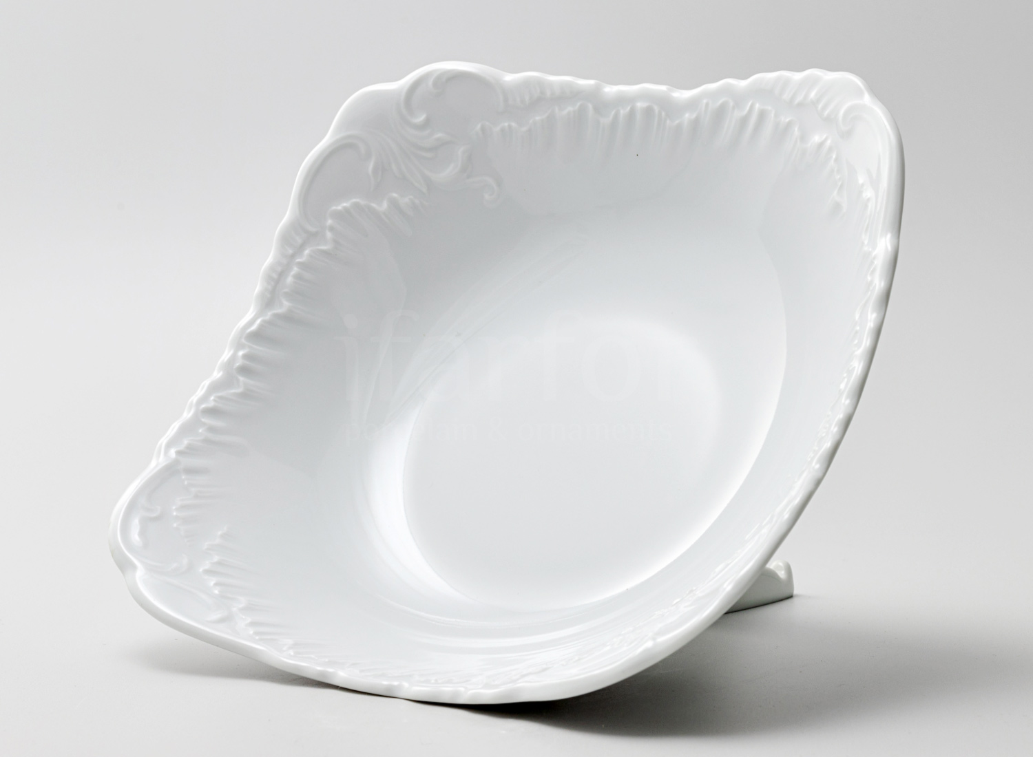 Салатник «Rococo» Форма: Repast. Фарфор. 270 мм.