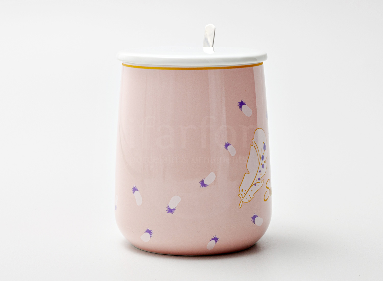 Кружка с крышкой и ложкой «Sweet» Форма: Royal Classics. Керамика. 530 мл.