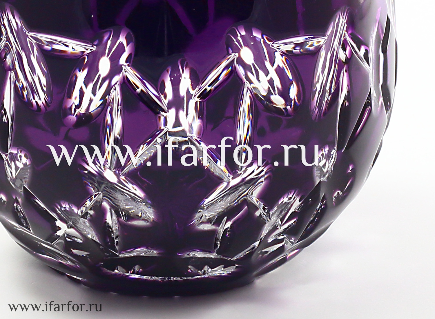 Ваза для конфет «Дворцовая» Форма: Дворцовая. Хрусталь. 141 x 106 мм.