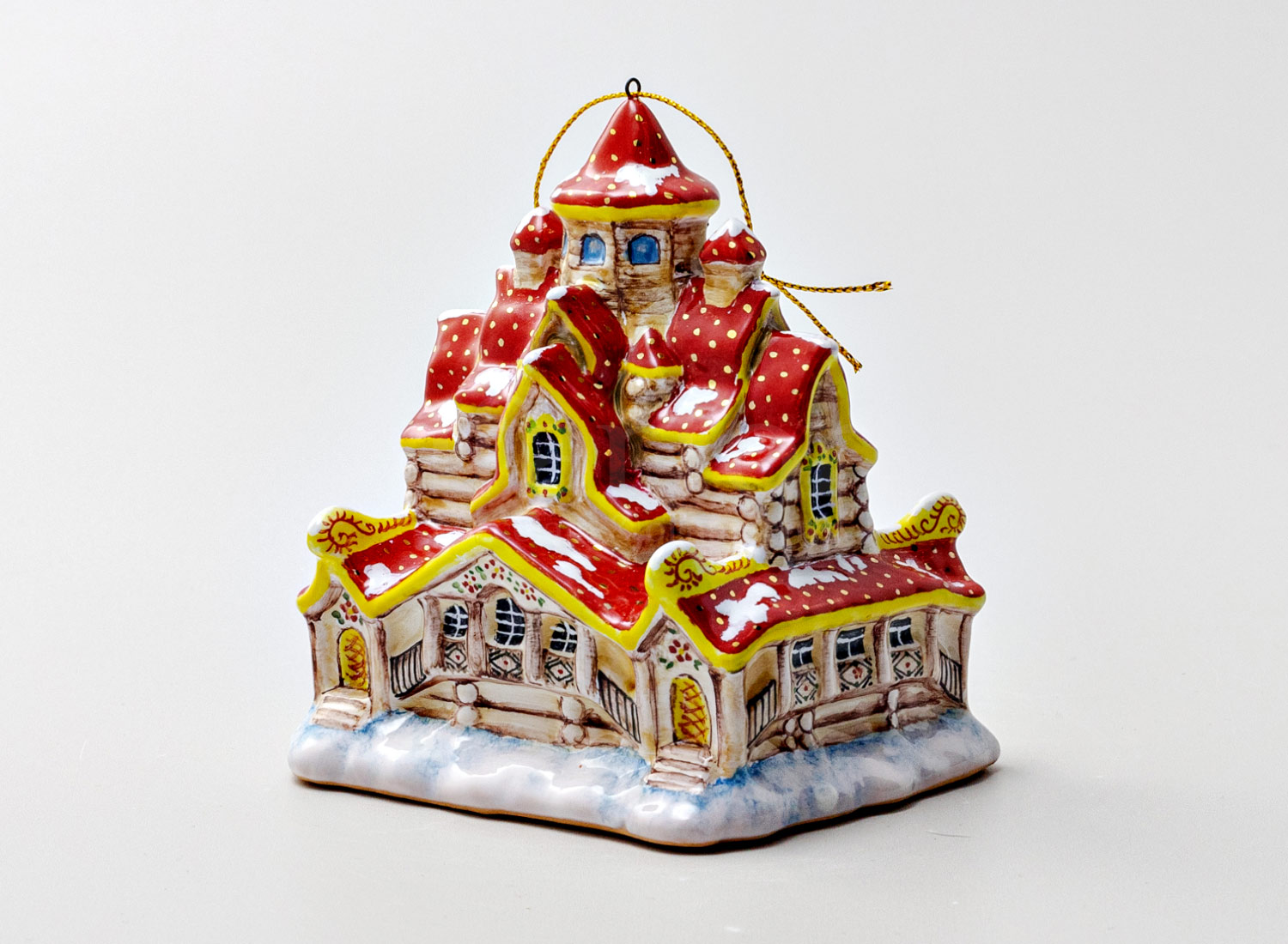 Елочная игрушка «Домик Деда Мороза» Форма: Домик Деда Мороза. Майолика. 95 x 110 мм.