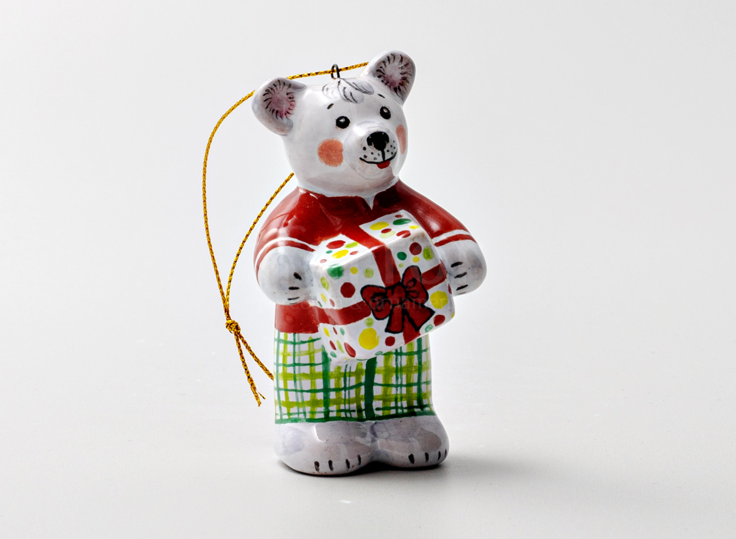Елочная игрушка «Мишка с подарком» Форма: Мишка с подарком. Майолика. 50 x 85 мм.