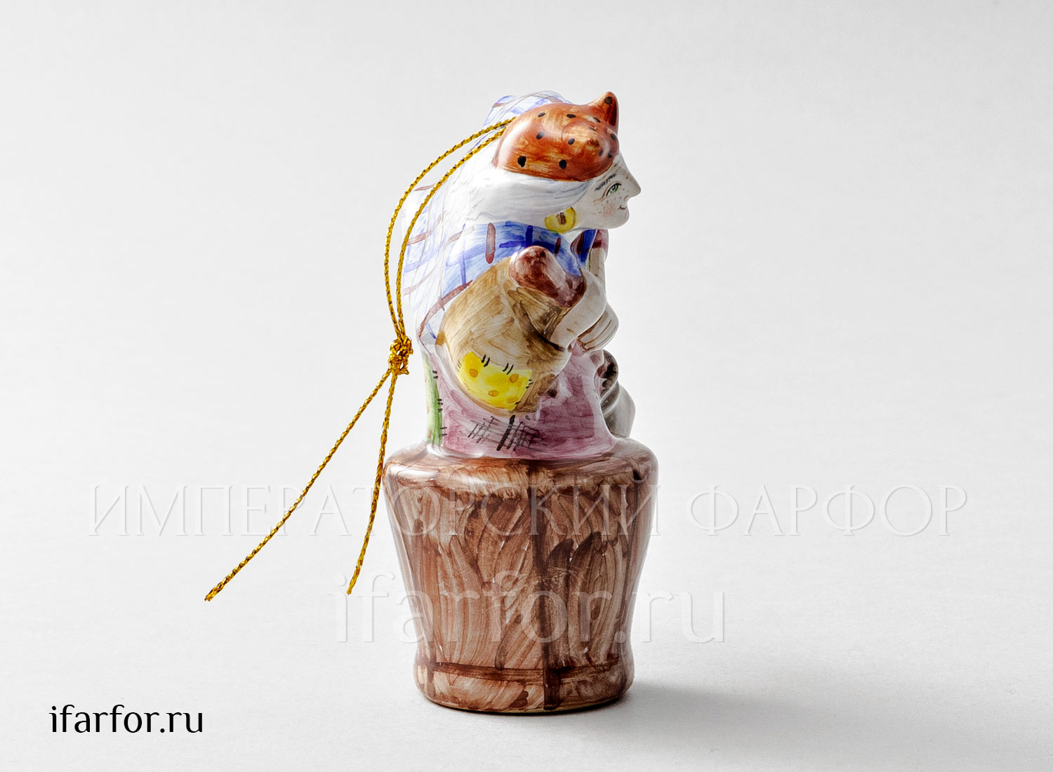 Елочная игрушка «Баба-Яга» Форма: Баба-Яга. Майолика. 85 x 100 мм.