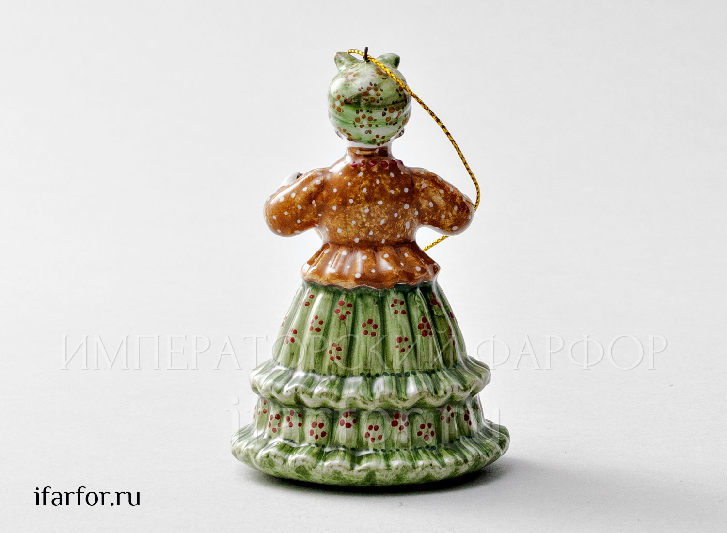Елочная игрушка «Хозяюшка с самоваром» Форма: Хозяюшка с самоваром. Майолика. 67 x 93 мм.