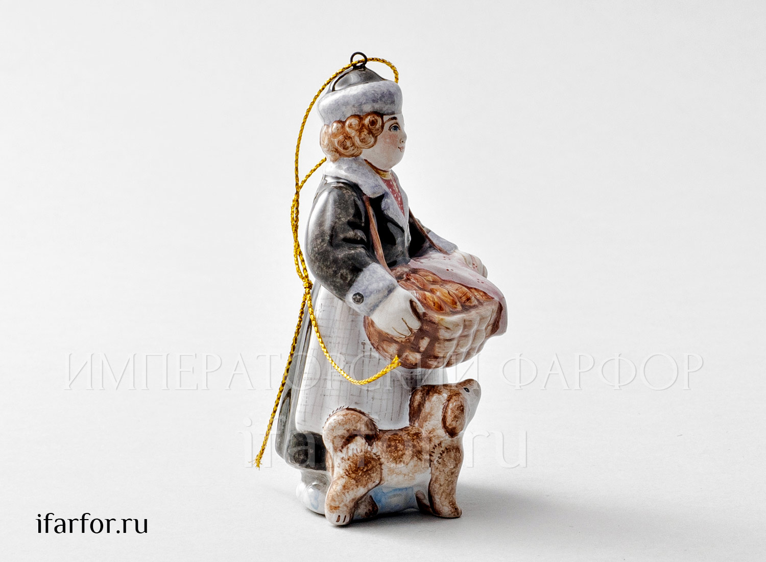 Елочная игрушка «Пирожник» Форма: Пирожник. Майолика. 63 x 96 мм.
