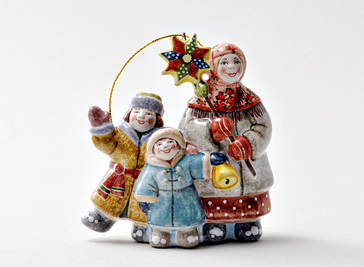 Елочная игрушка «Колядки» Форма: Колядки. Майолика. 80 x 85 мм.