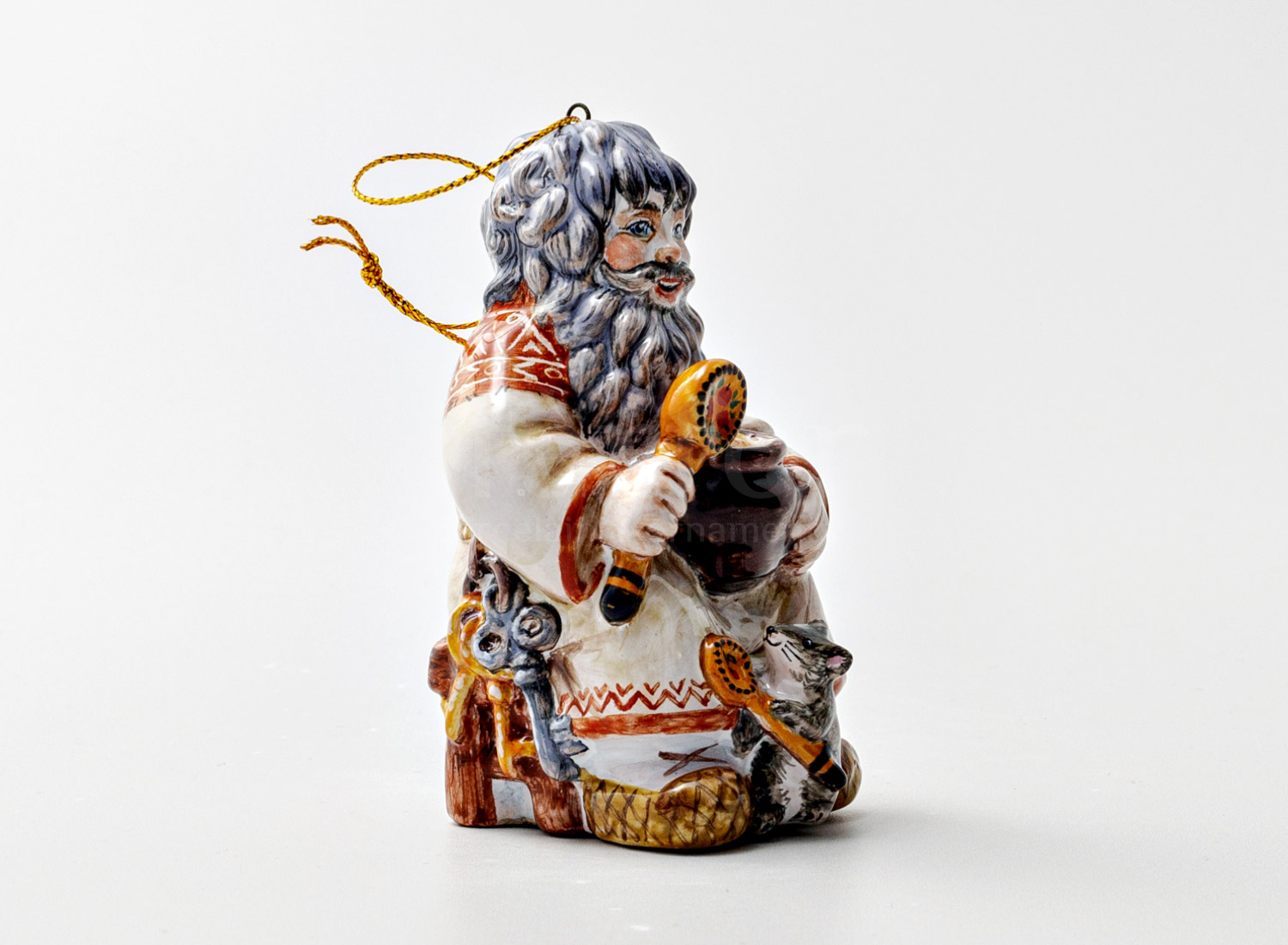 Елочная игрушка «Домовой» Форма: Домовой. Майолика. 50 x 85 мм.