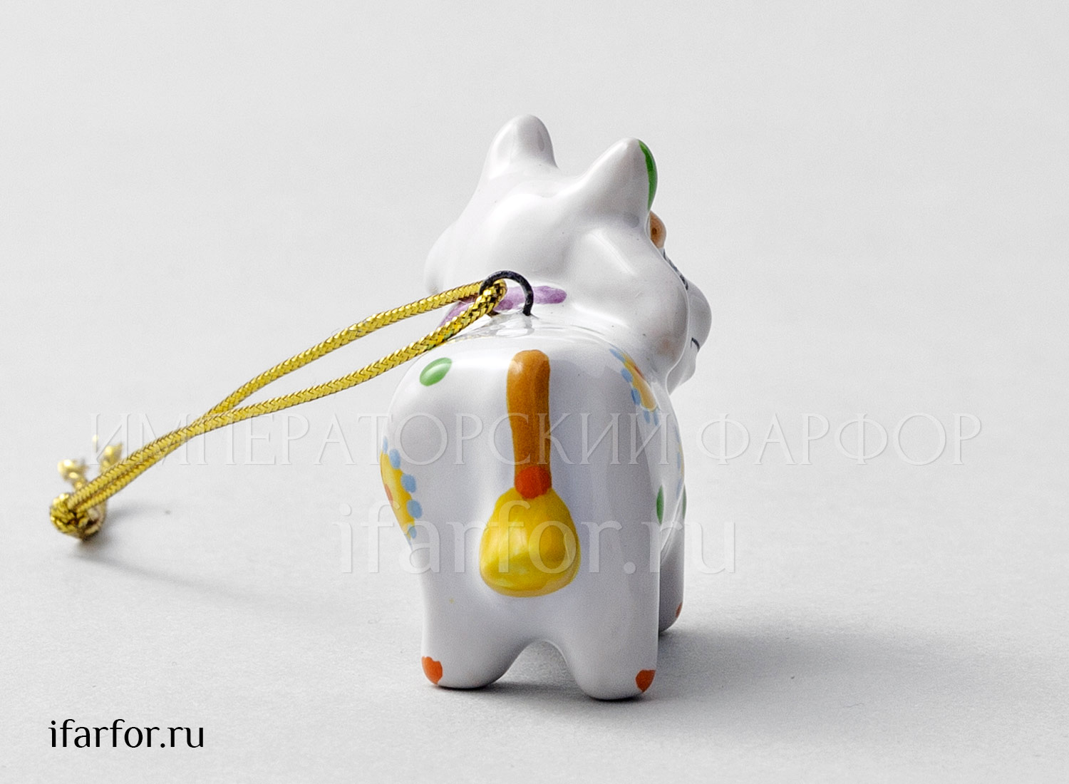 Елочная игрушка «Бычок Ромашка» Форма: Бычок Ромашка. Майолика. 45 x 40 мм.