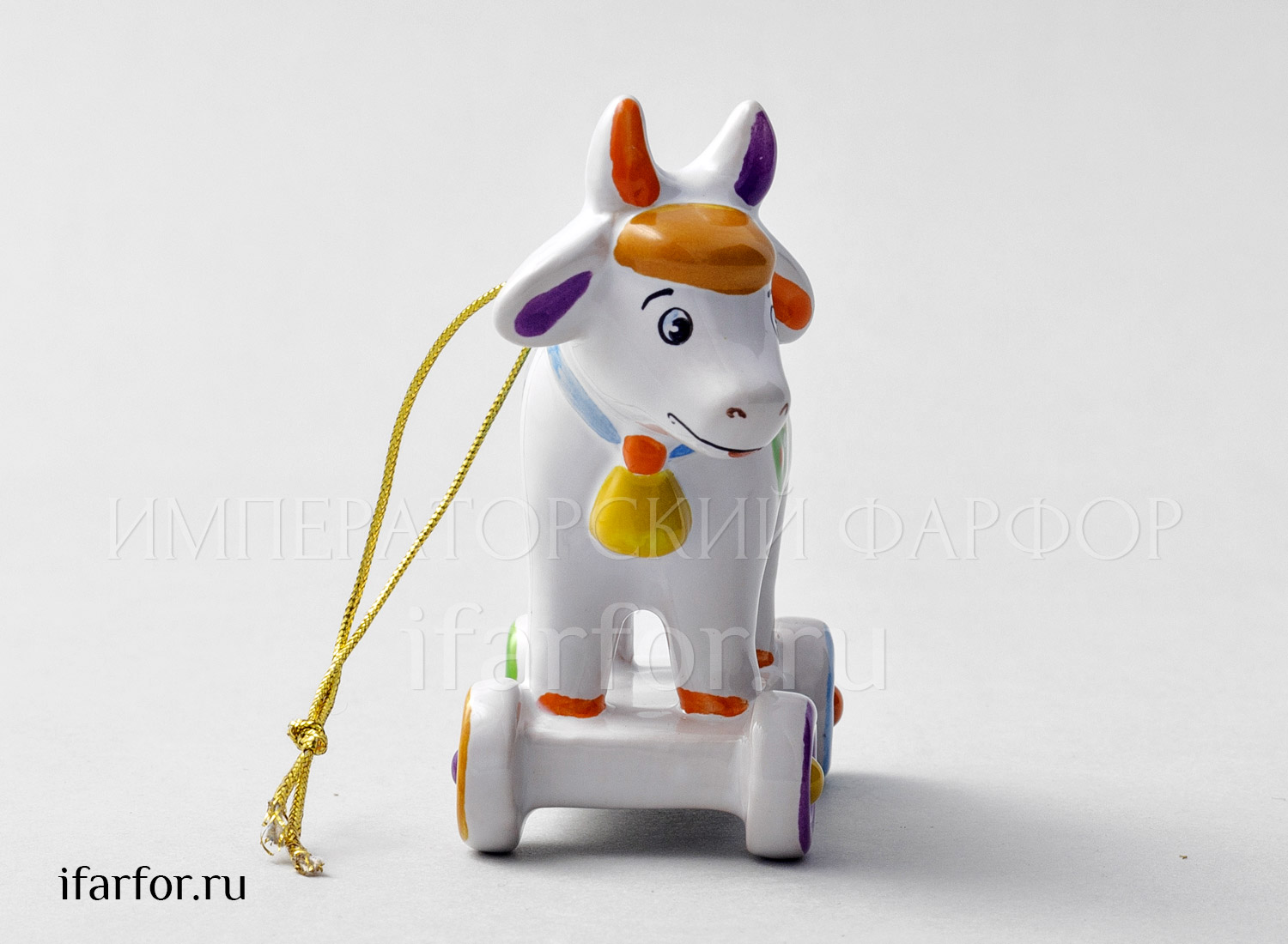Елочная игрушка «Бычок на колесиках» Форма: Бычок на колесиках. Майолика. 75 x 75 мм.