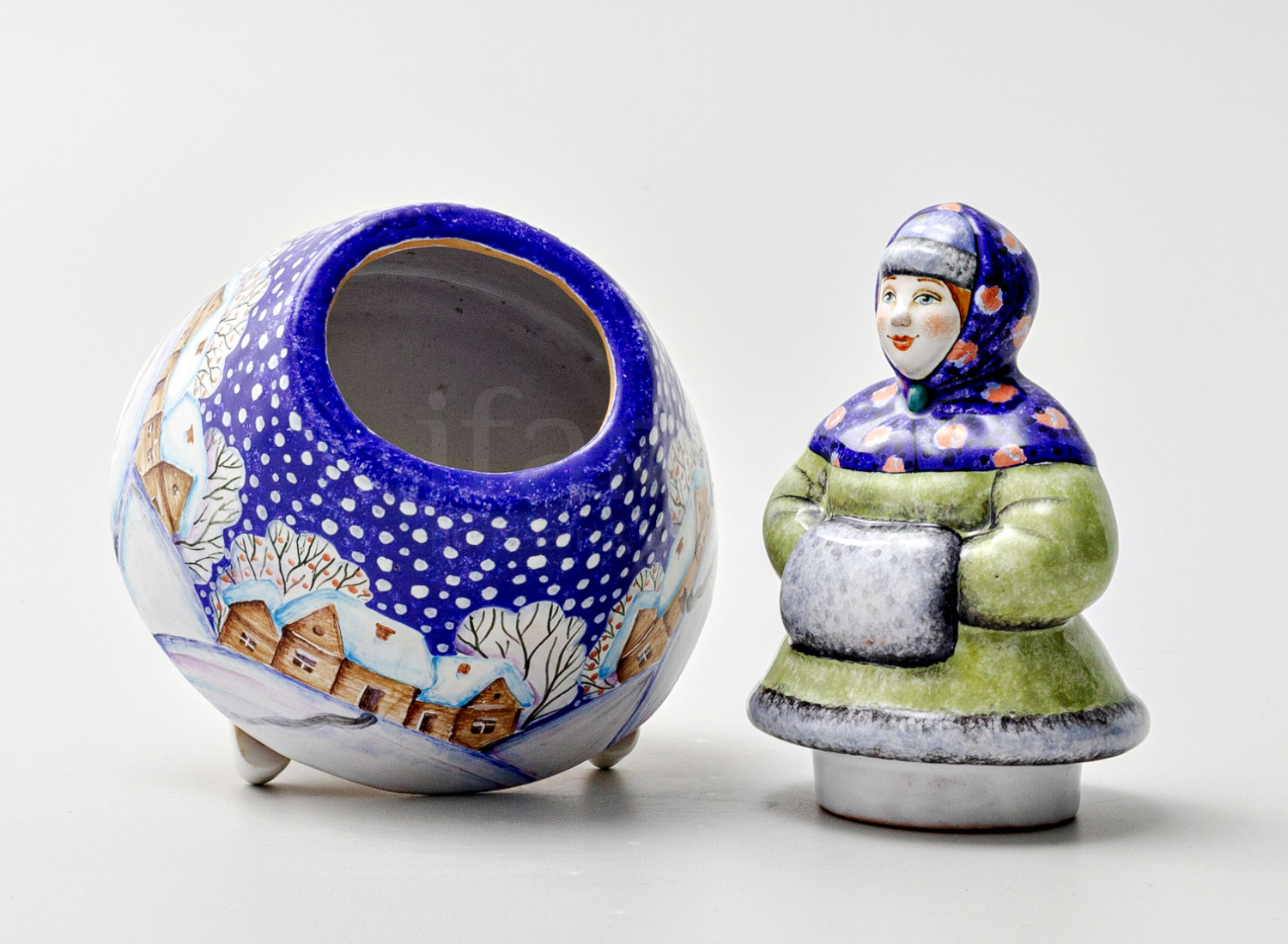Шкатулка «Шкатулка-секрет Зима» Форма: Шкатулка-секрет Зима. Майолика. 100 x 140 мм.