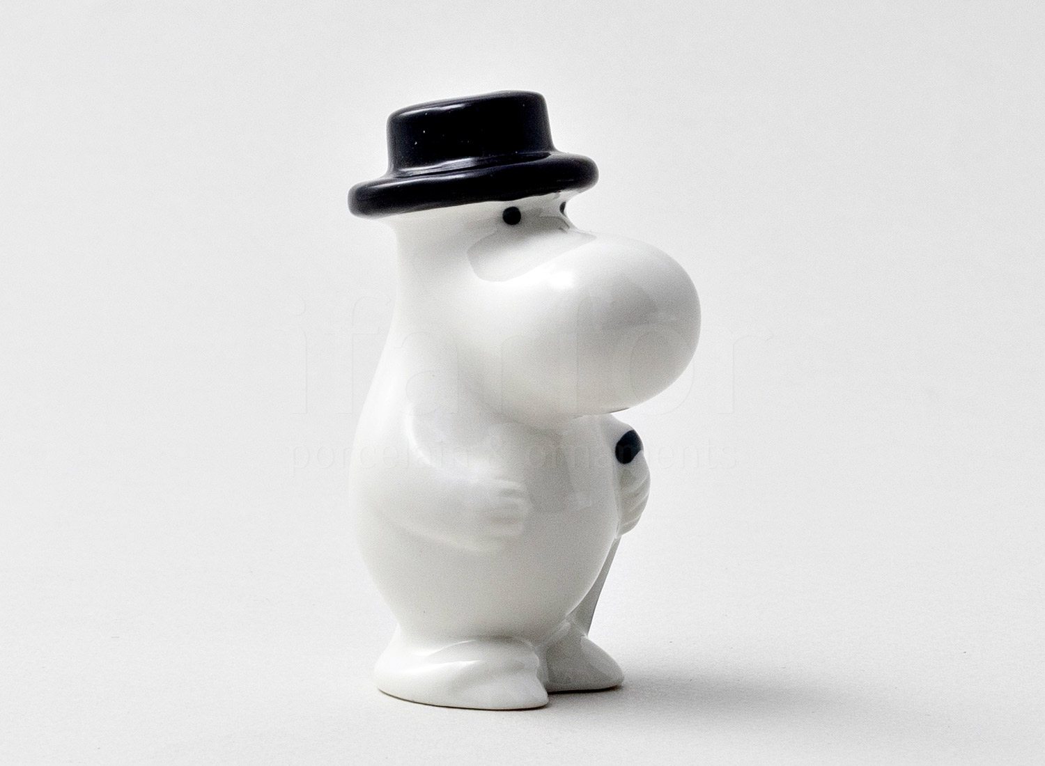 Фигурка «Муми-папа» Форма: Arabia MOOMIN. Фарфор. 80 мм.