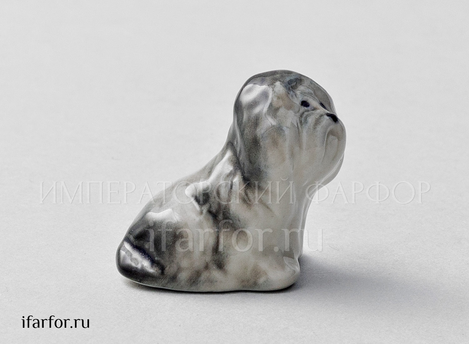 Скульптура «Болонка» Форма: Болонка. Мягкий фарфор. 25 x 30 мм.