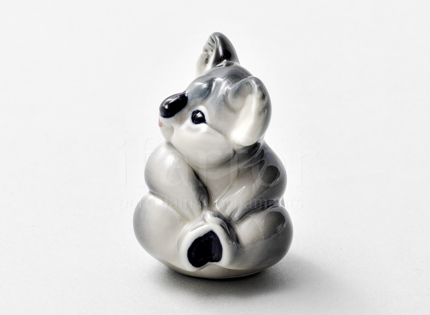 Скульптура «Коала» Форма: Коала. Мягкий фарфор. 50 мм.