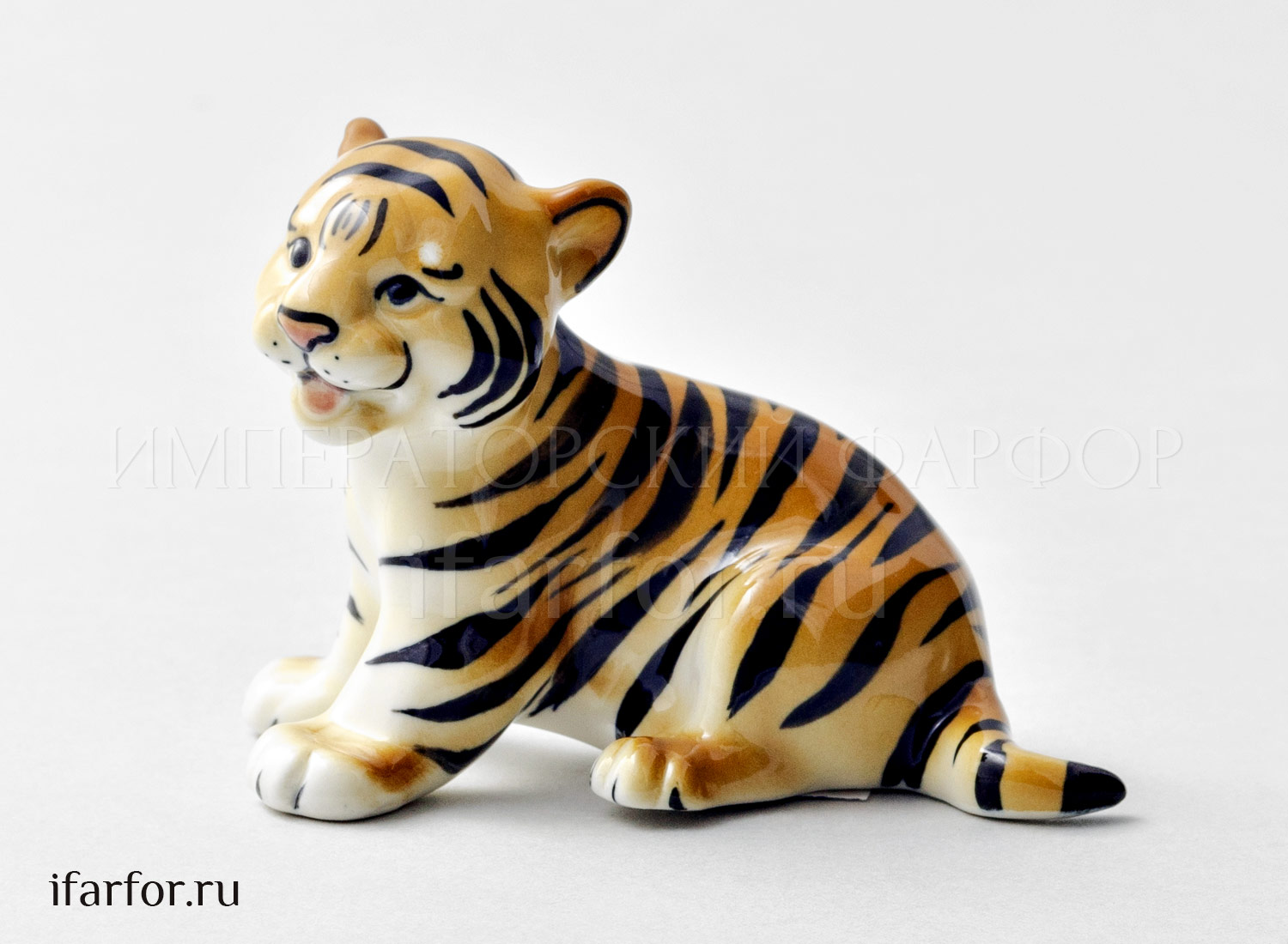 Скульптура «Тигренок» Форма: Тигренок. Мягкий фарфор. 60 мм.