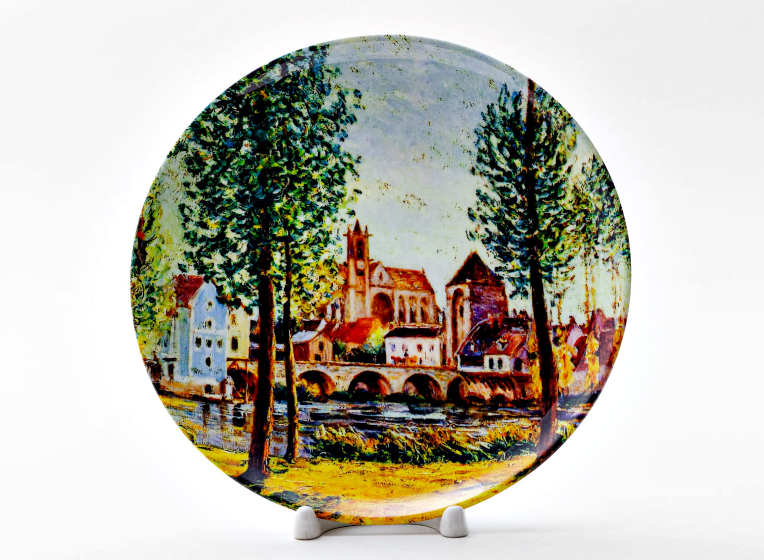 Декоративная тарелка «Moret sur Loing Bridge church and mill Sun» Фарфор. 200 мм.