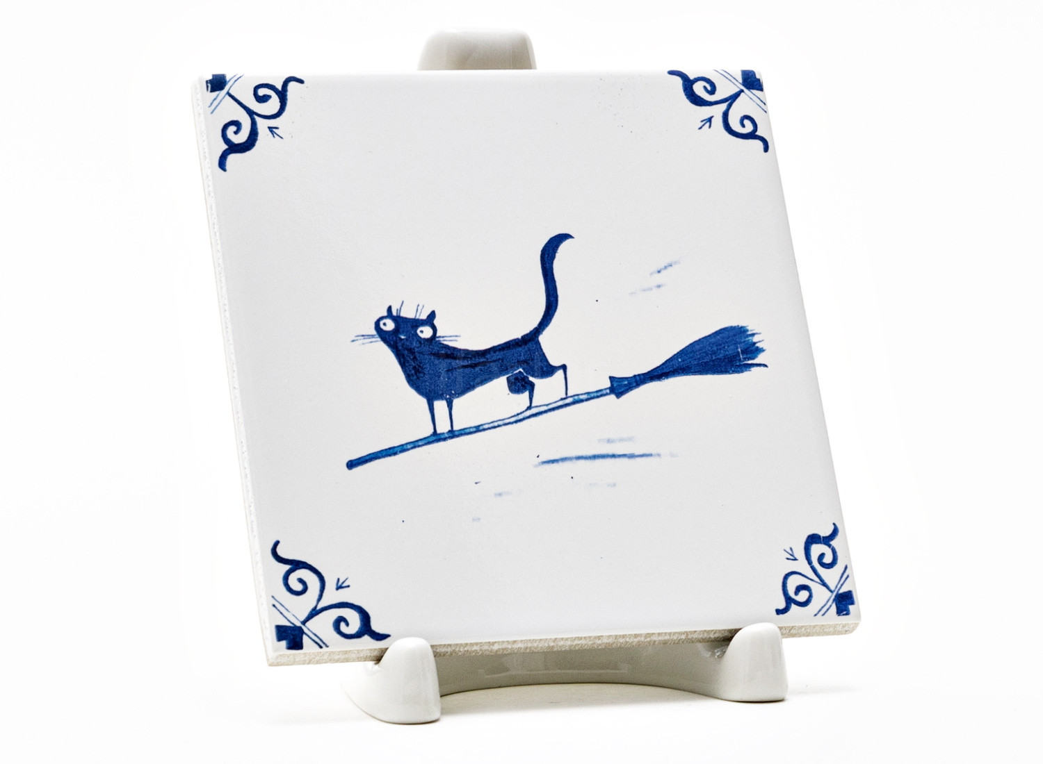 Изразец «Голландский. Кот на метле»