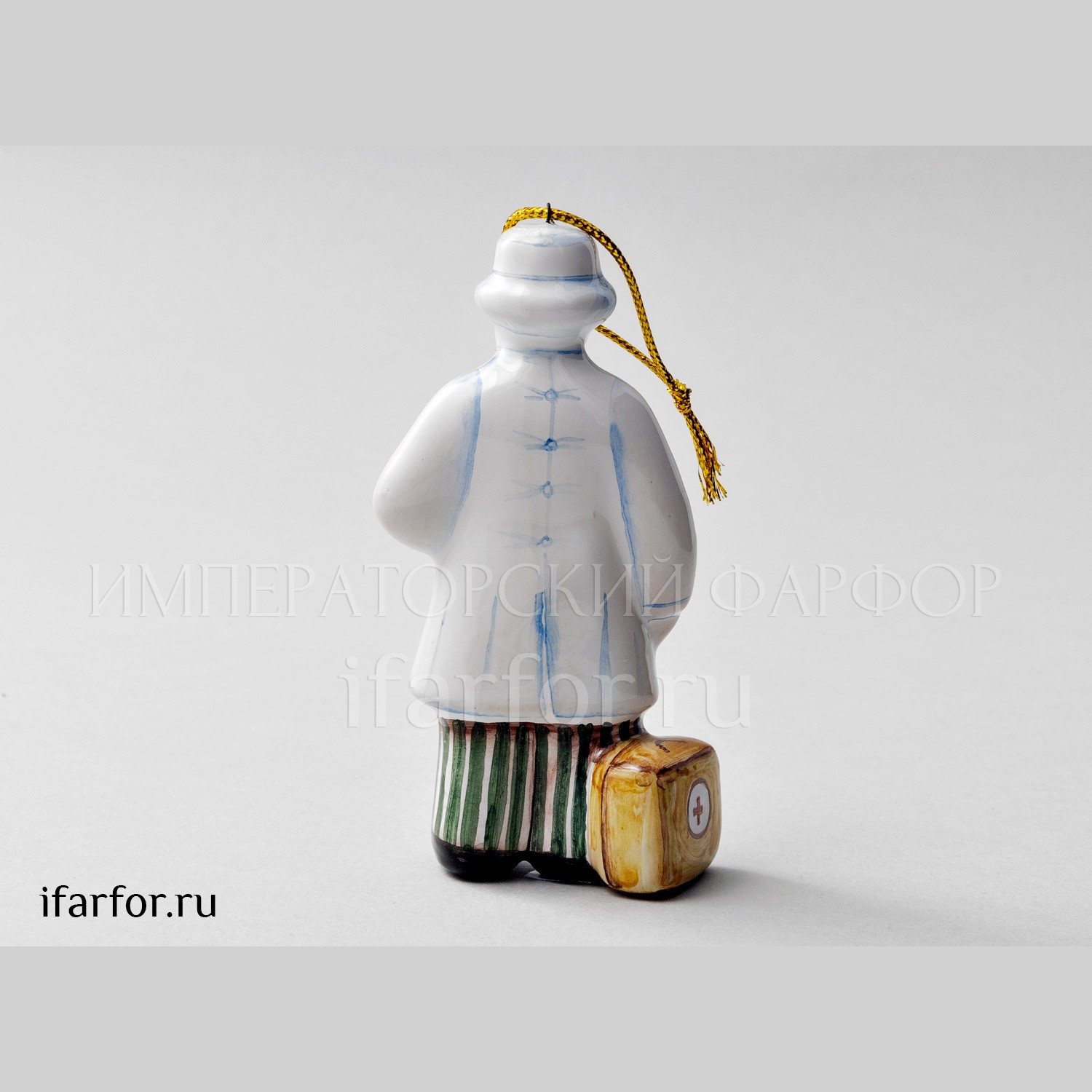 Елочная игрушка «Айболит» Форма: Айболит. Майолика. 55 x 115 мм.