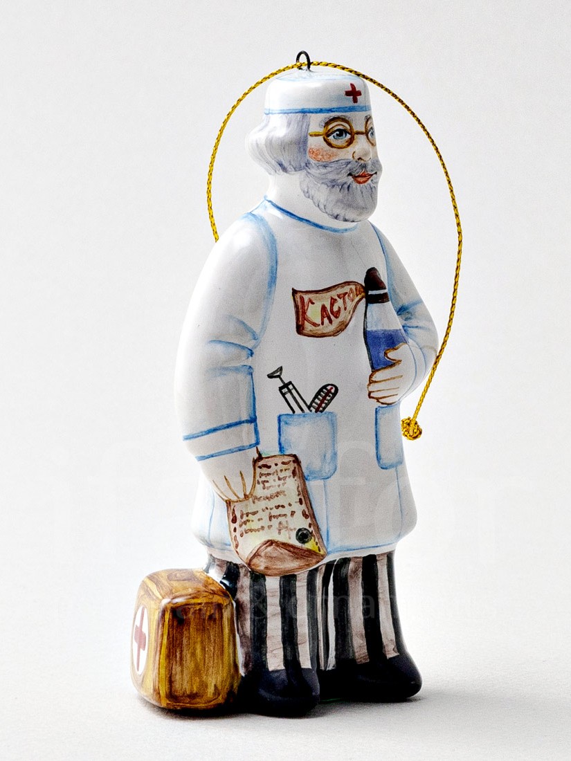 Елочная игрушка «Айболит» Форма: Айболит. Майолика. 55 x 115 мм.