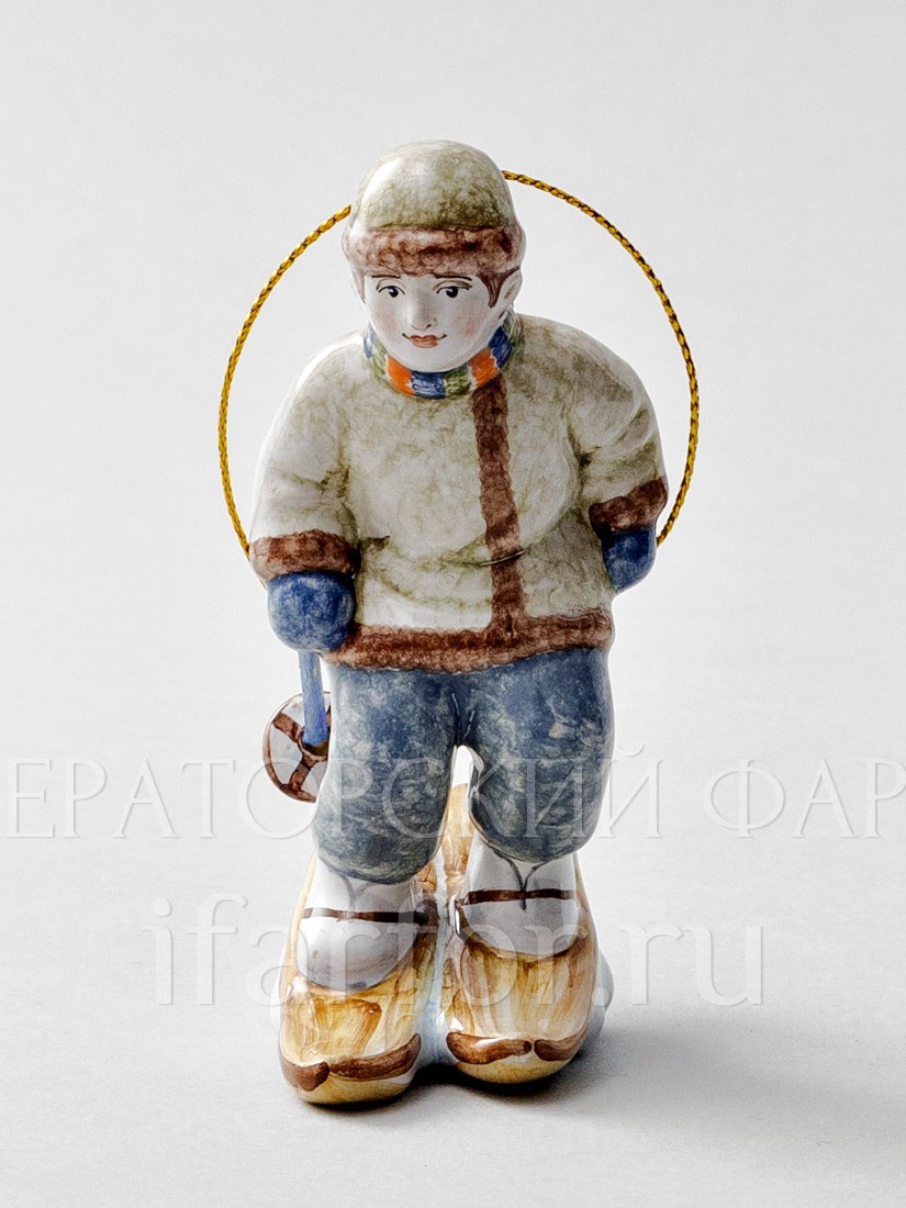 Елочная игрушка «Маленький лыжник» Форма: Маленький лыжник. Майолика. 40 x 100 мм.