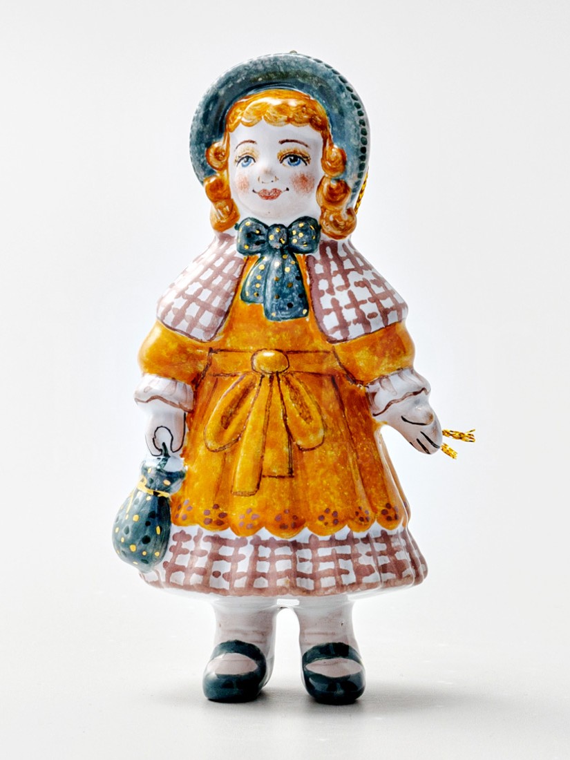 Елочная игрушка «Кукла» Форма: Кукла. Майолика. 57 x 115 мм.
