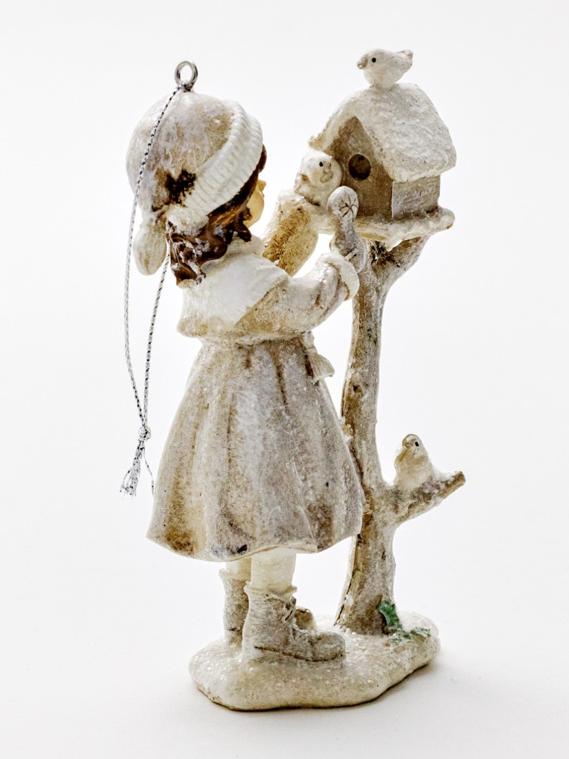 Елочная игрушка «Девочка с кормушкой» Полирезин. 45 x 120 мм.