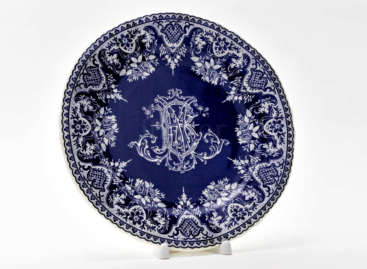 Набор тарелок столовый «MONOGRAMME DEPAREILLEES BLEU» Форма: GIEN Шампань. Фаянс. 232 мм.