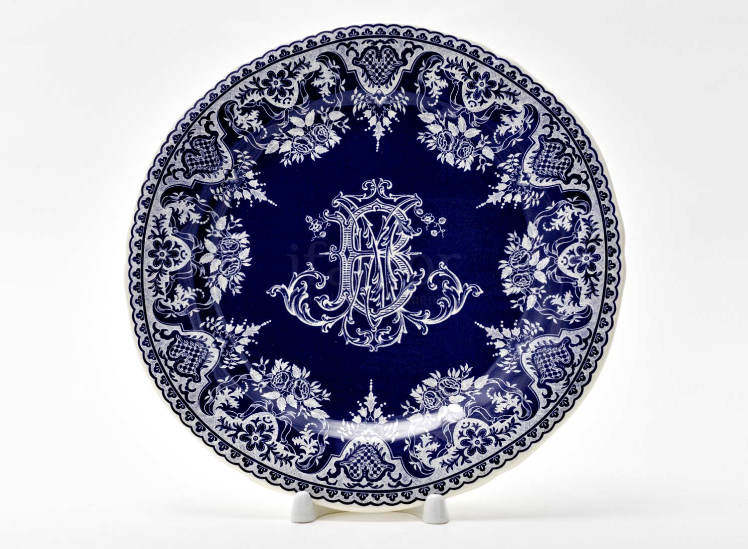 Набор тарелок столовый «MONOGRAMME DEPAREILLEES BLEU» Форма: GIEN Шампань. Фаянс. 232 мм.