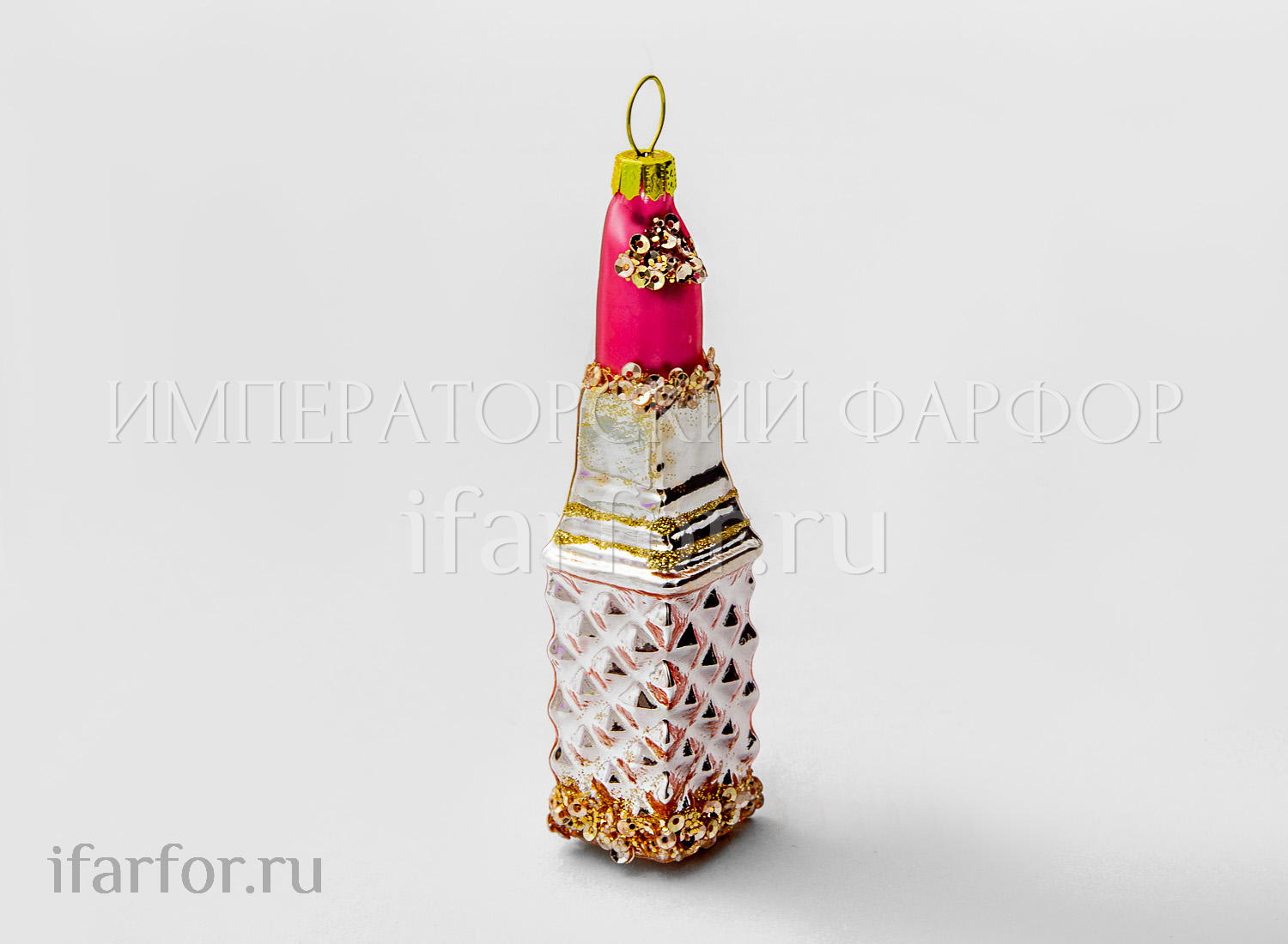 Елочная игрушка «Губная помада» Форма: Губная помада. Стекло. 25 x 115 мм.