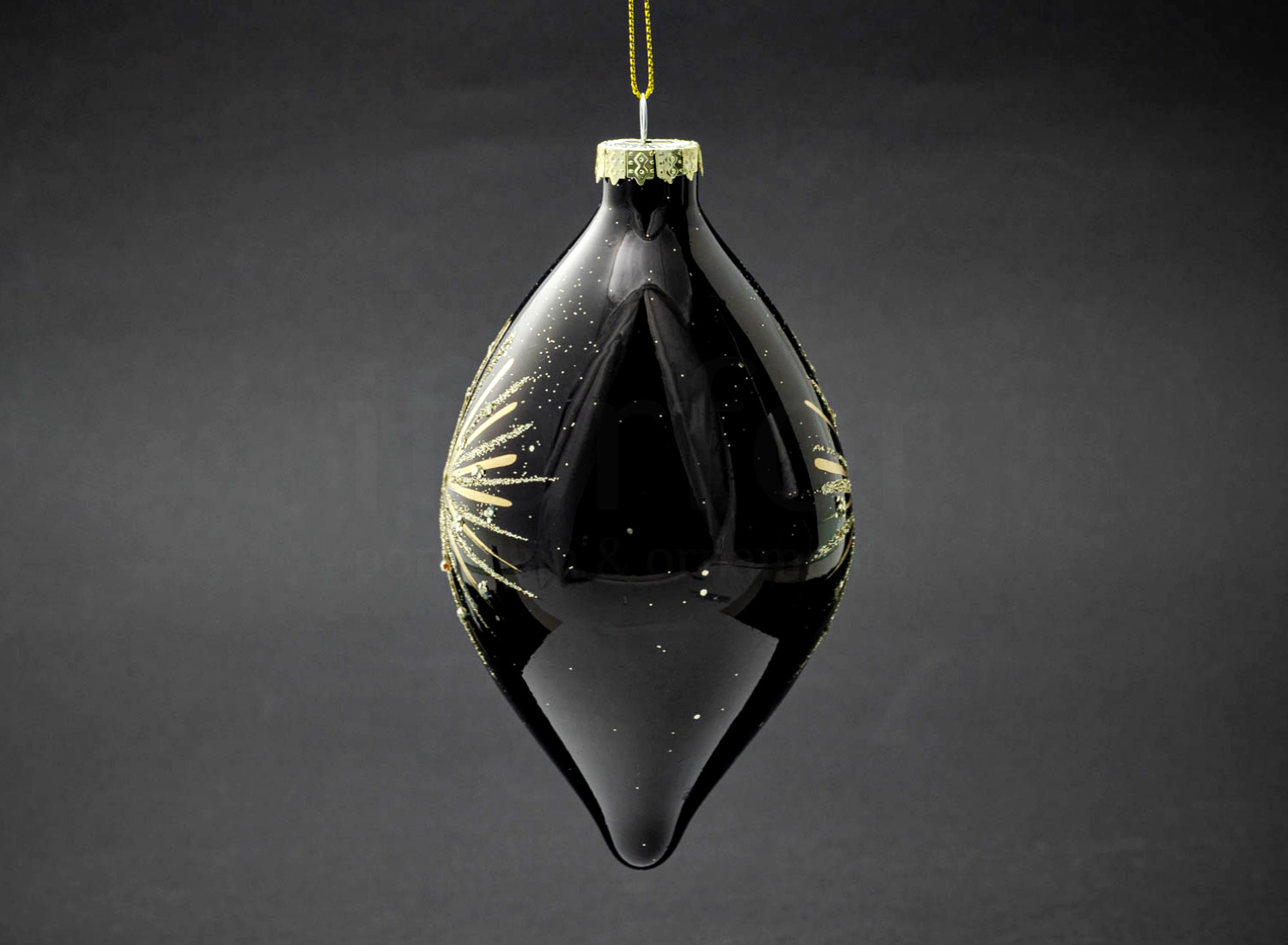 Елочная игрушка «Конус» Форма: Конус. Стекло. 80 x 155 мм.