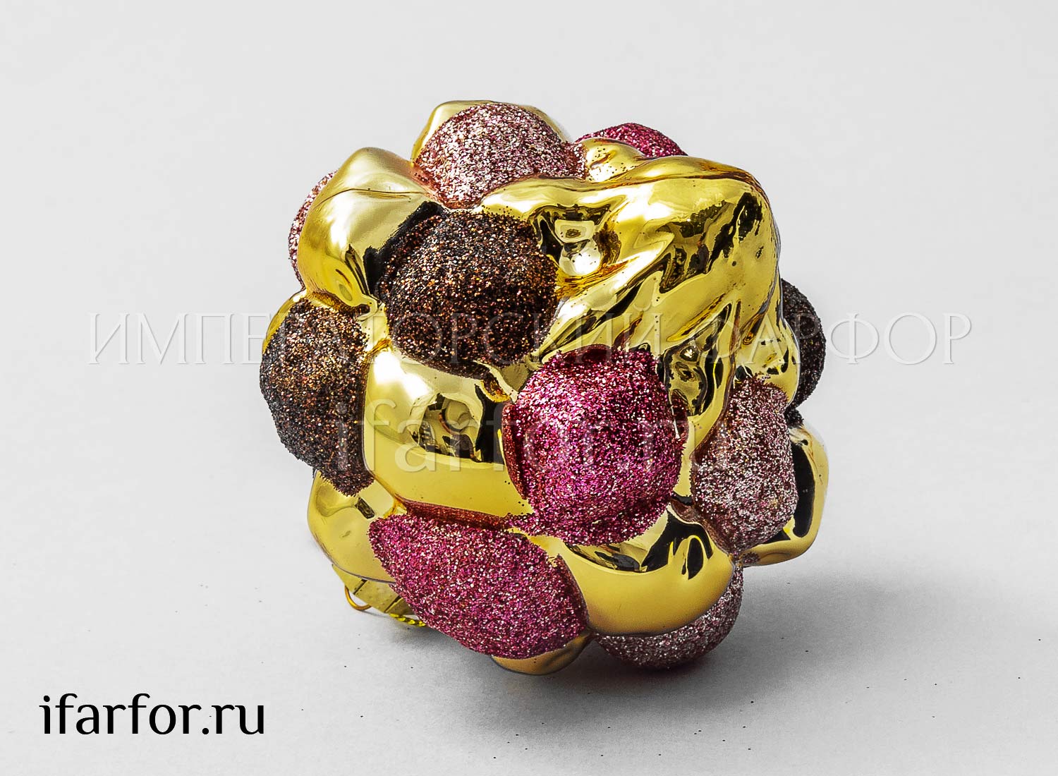 Елочная игрушка «Шар» Форма: Шар. Стекло. 100 x 80 x 100 мм.