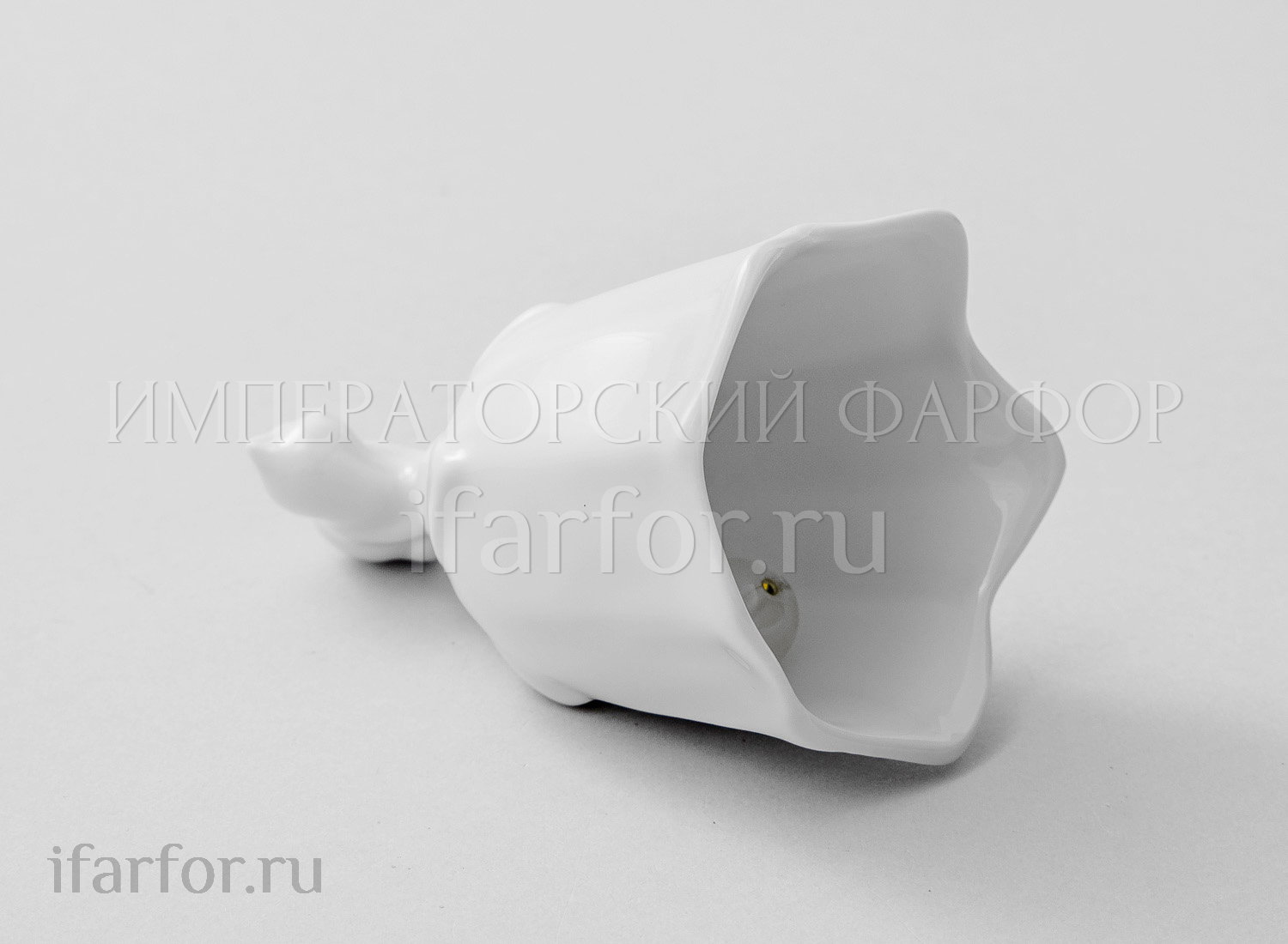 Колокольчик «Колокольчик-кот» Форма: Колокольчик. Твердый фарфор. 60 мм.