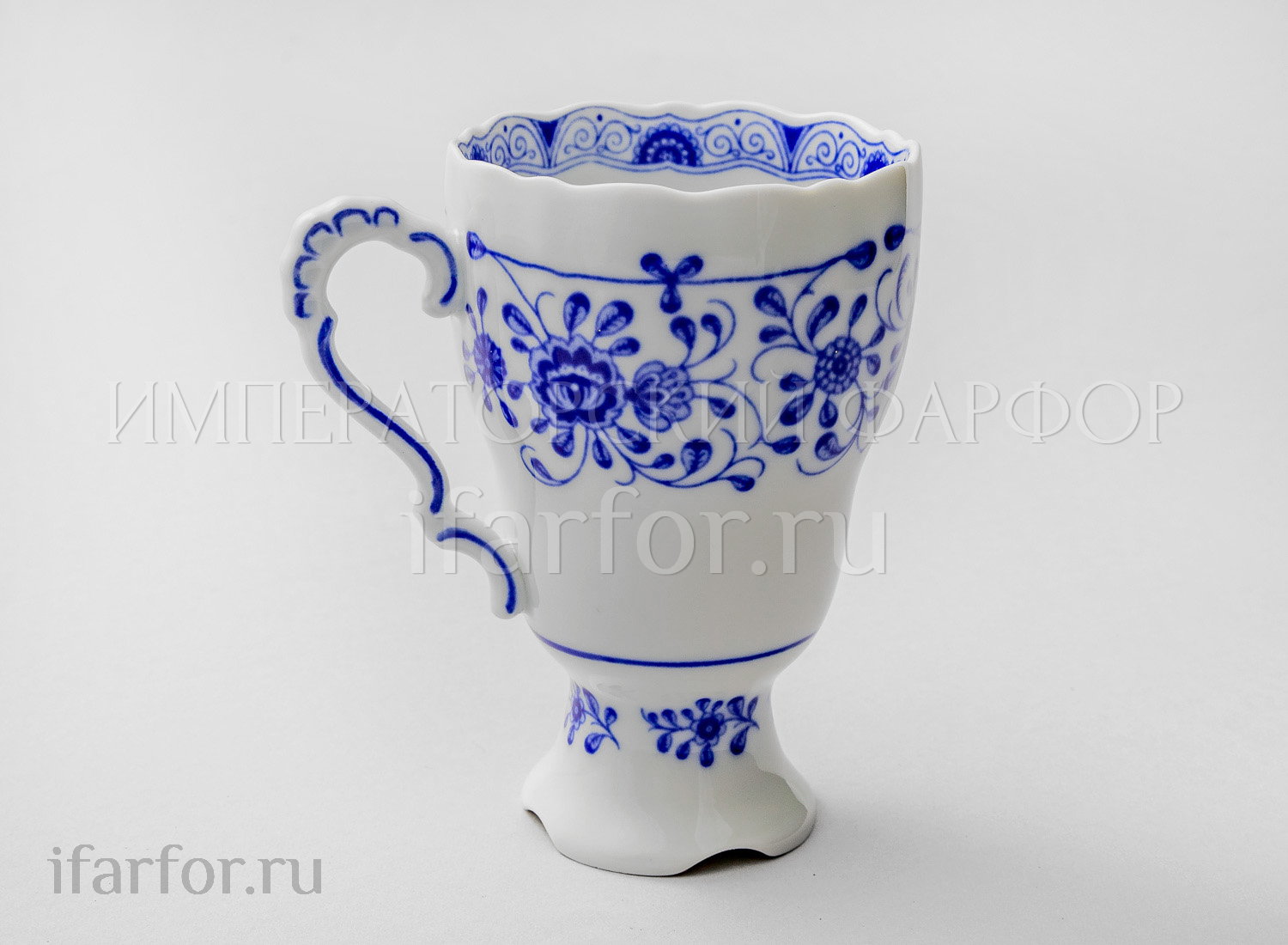 Бокал на ножке «Alte Ranke blau» Форма: Marie-Luise 1150. Твердый фарфор. 250 мл.
