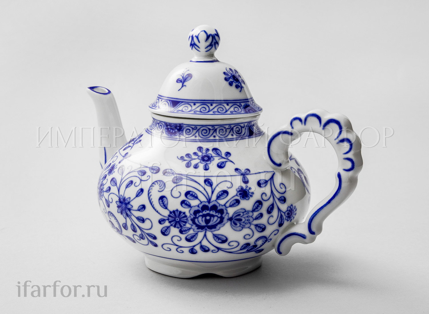 Чайник заварочный «Alte Ranke blau» Форма: Marie-Luise 1150. Твердый фарфор. 750 мл.