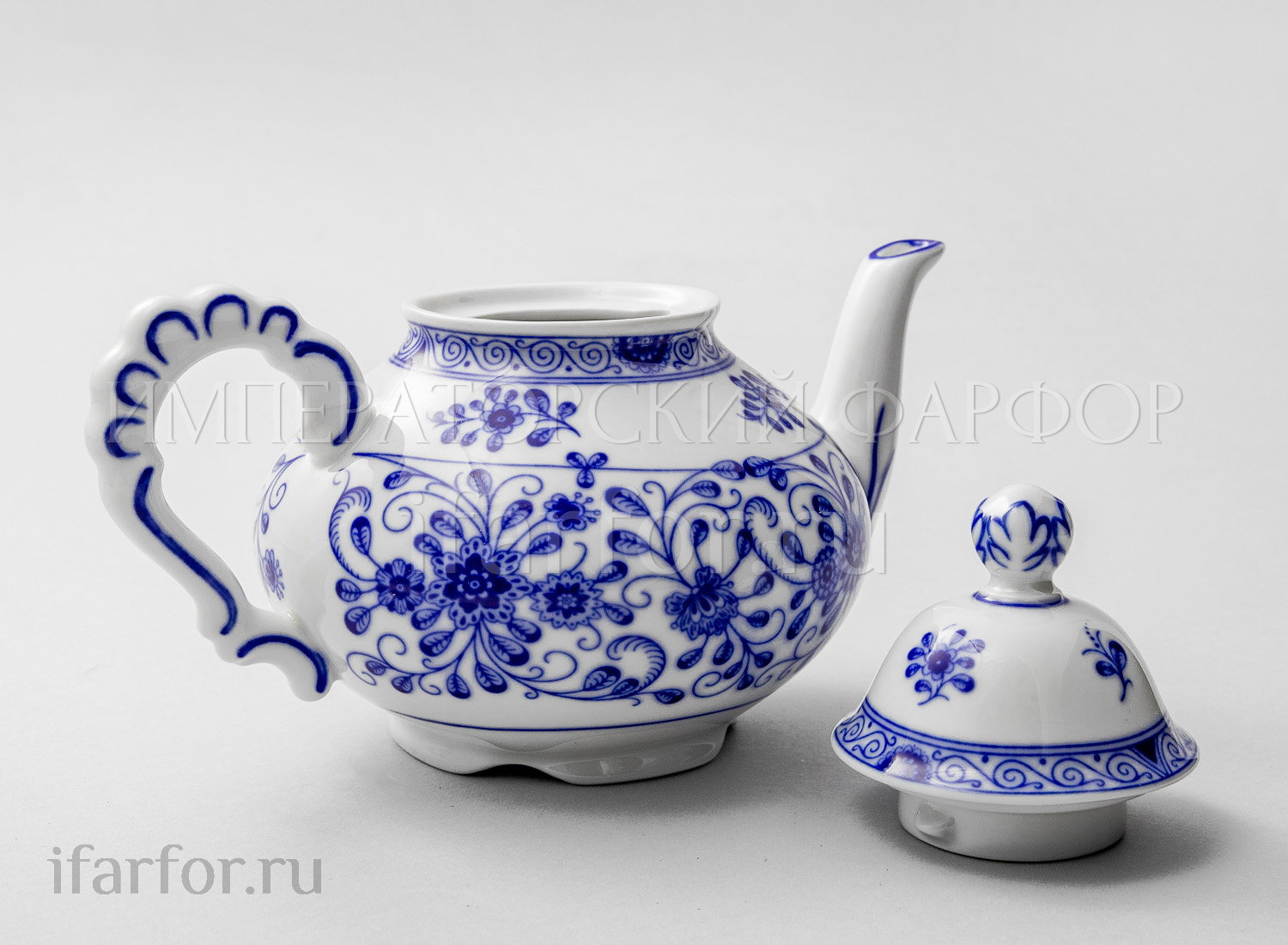 Чайник заварочный «Alte Ranke blau» Форма: Marie-Luise 1150. Твердый фарфор. 750 мл.