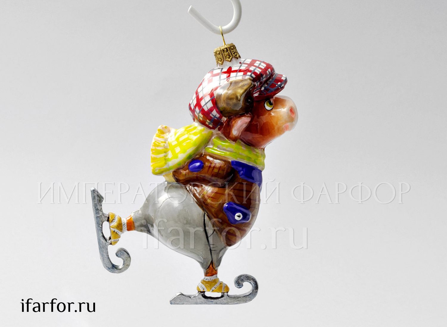 Елочная игрушка «Бычок на коньках» Стекло