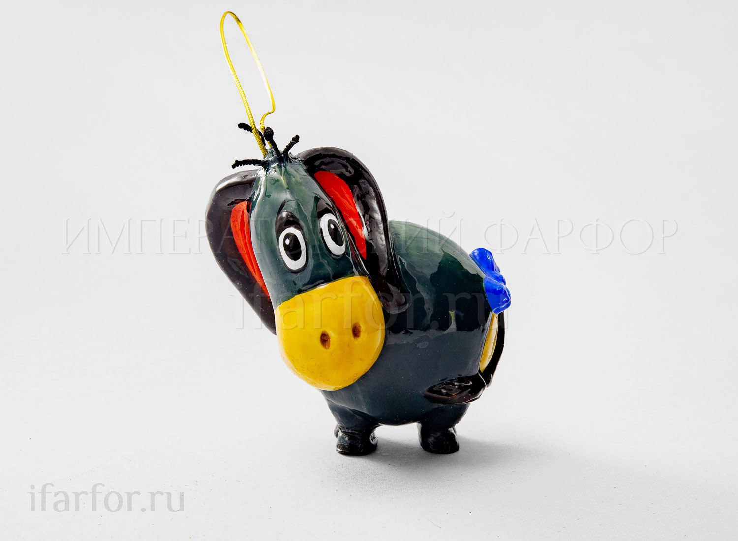 Набор елочных игрушек в подарочной коробке «Винни пух. Подходящая компания» Стекло. 345 x 341 x 117 мм.