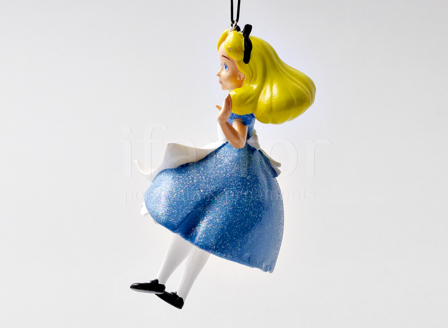 Елочная игрушка «The Walt Disney» Форма: The Walt Disney. Полирезин. 93 x 130 мм.
