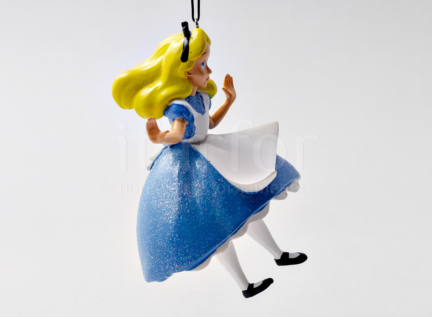 Елочная игрушка «The Walt Disney» Форма: The Walt Disney. Полирезин. 93 x 130 мм.