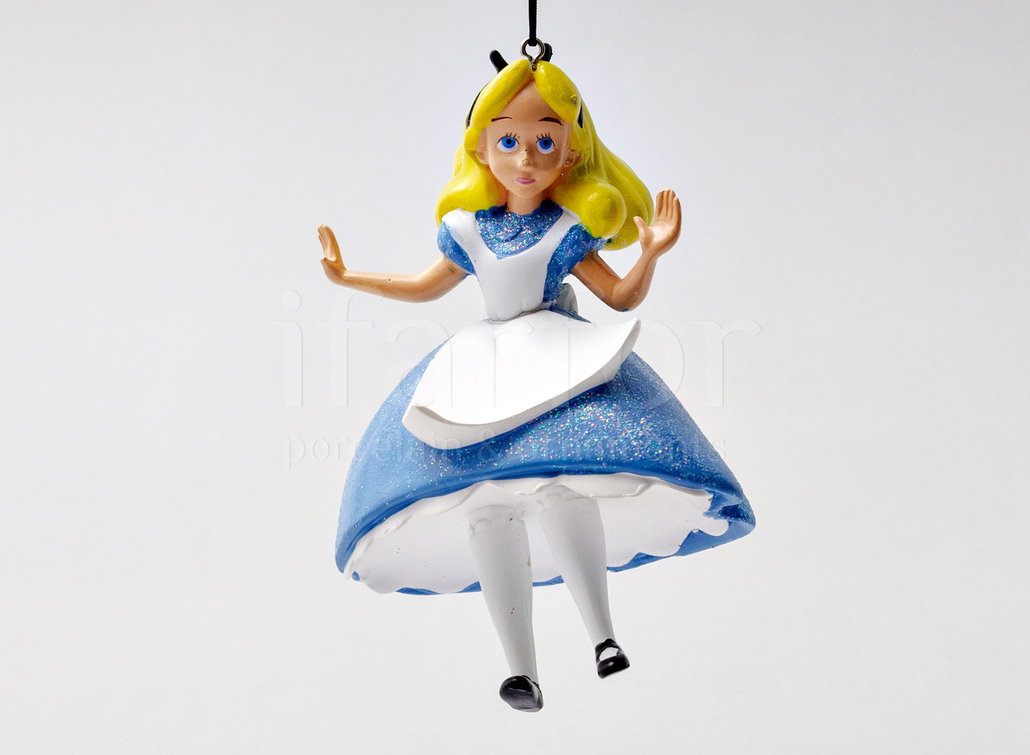 Елочная игрушка «The Walt Disney» Форма: The Walt Disney. Полирезин. 93 x 130 мм.