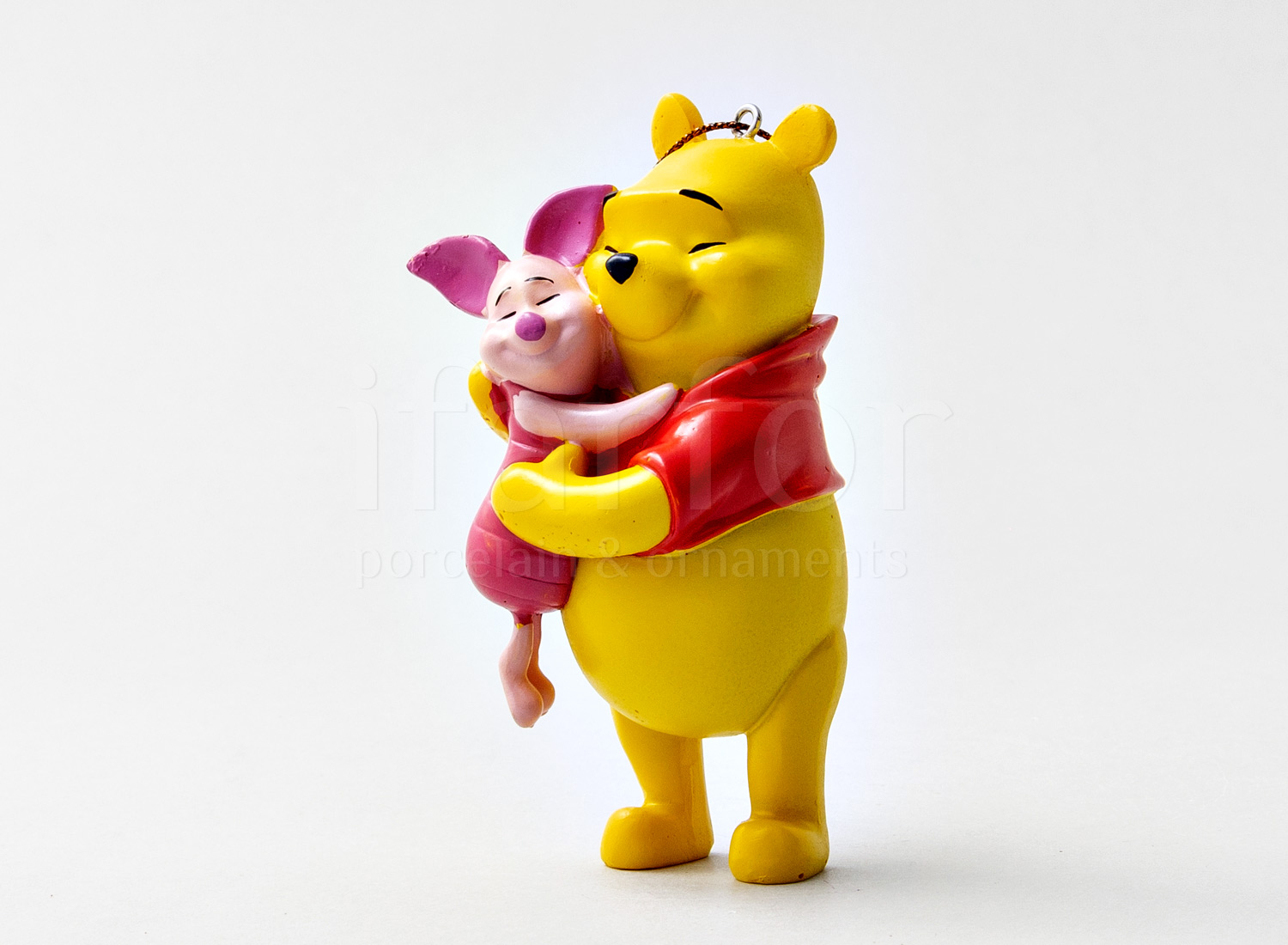 Елочная игрушка «The Walt Disney» Форма: The Walt Disney. Полирезин. 45 x 100 мм.